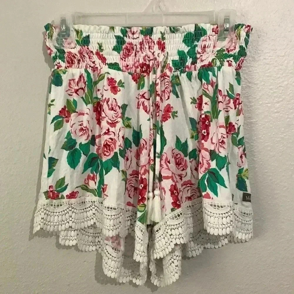Matilda Jane White Floral Elastic Waist Shorts with Lace